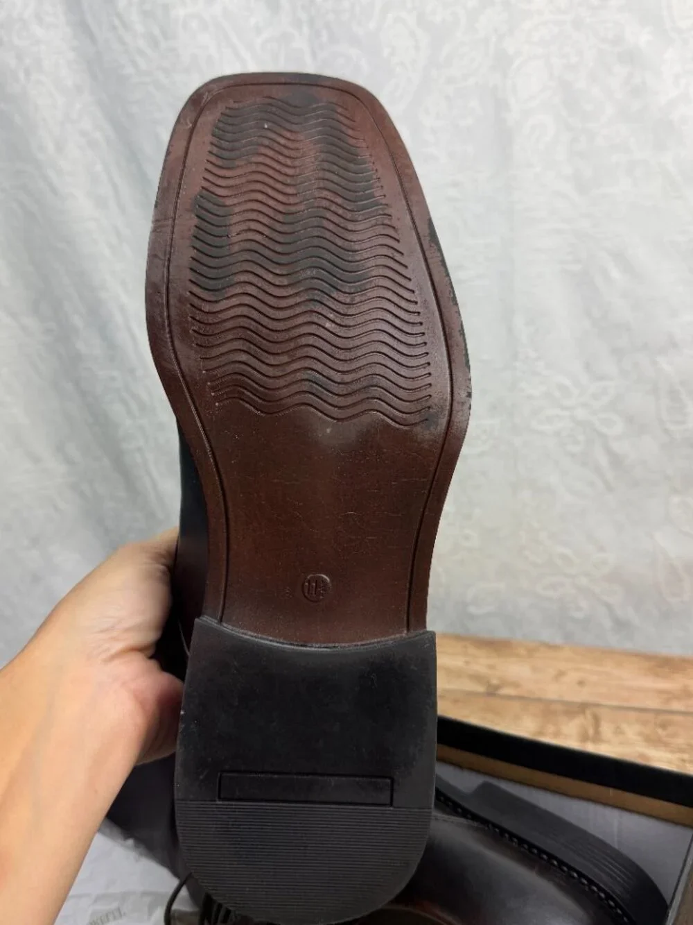 Borelli Men’s Brown Leather Dress Shoes Size 11 Title: Borelli Men’s Brown